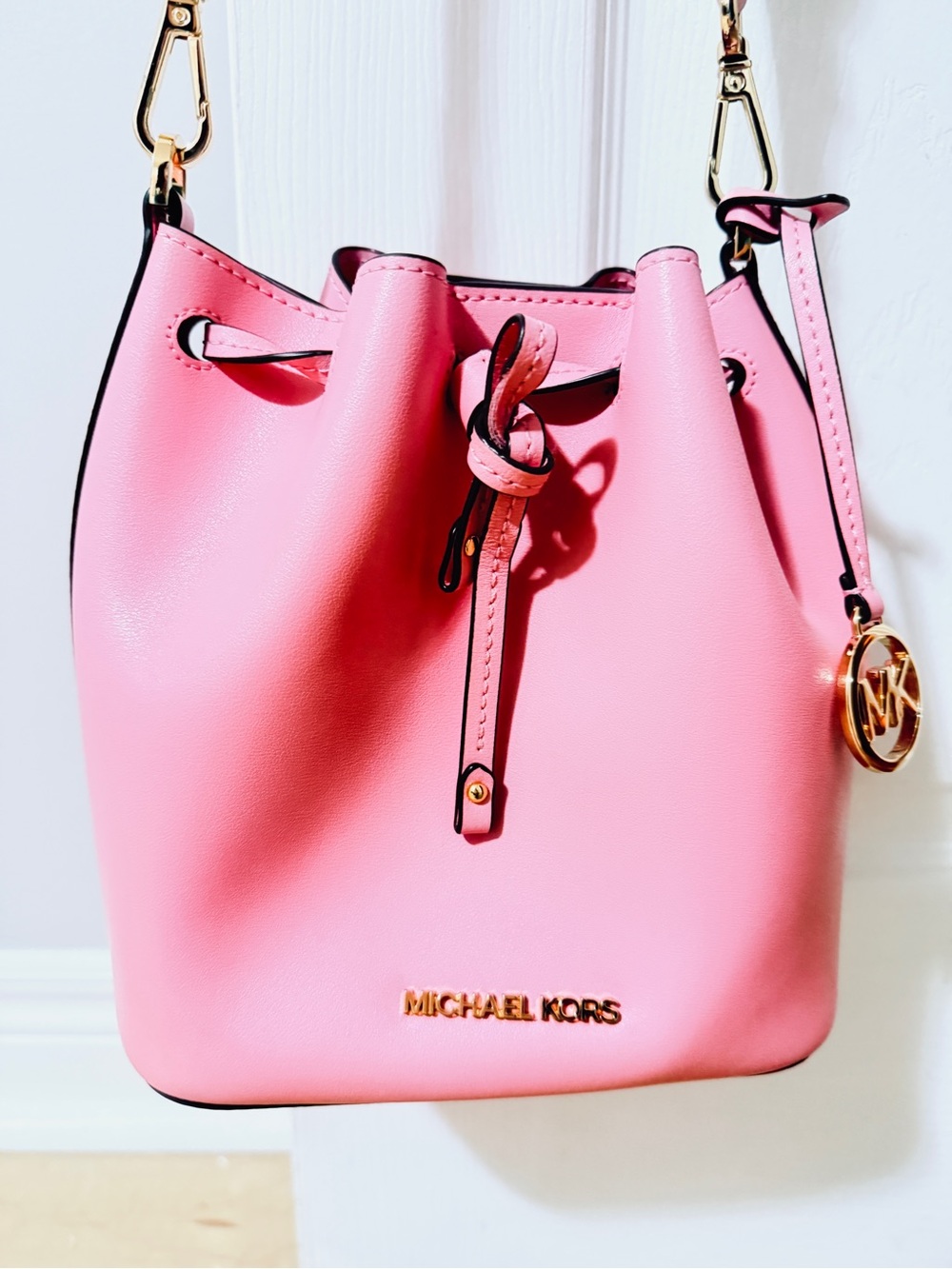 Michael Kors Pink Leather Bucket Bag - Picture 4 of 6